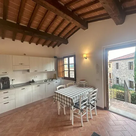 Borgo Di Gaiole - Casa Julietta - With A View & Travel Guide
