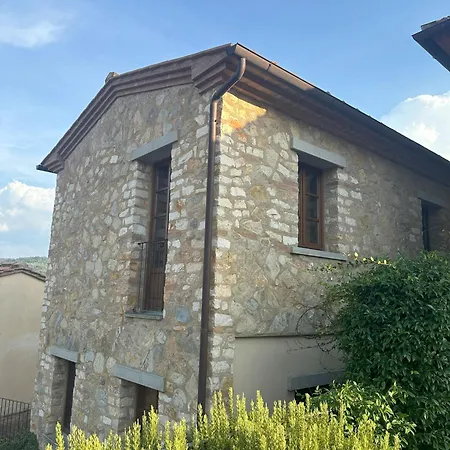 Daire Borgo Di Gaiole - Casa Julietta - With A View & Travel Guide *