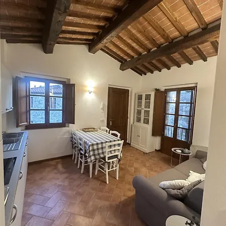 Borgo Di Gaiole - Casa Julietta - With A View & Travel Guide Daire