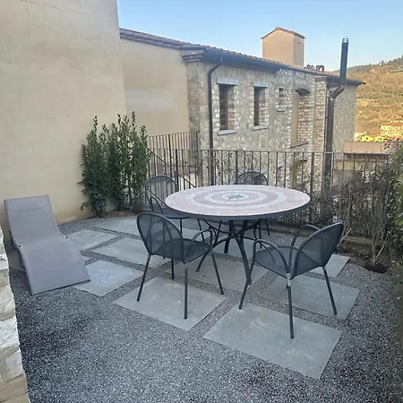 Borgo Di Gaiole - Casa Julietta - With A View & Travel Guide Daire *